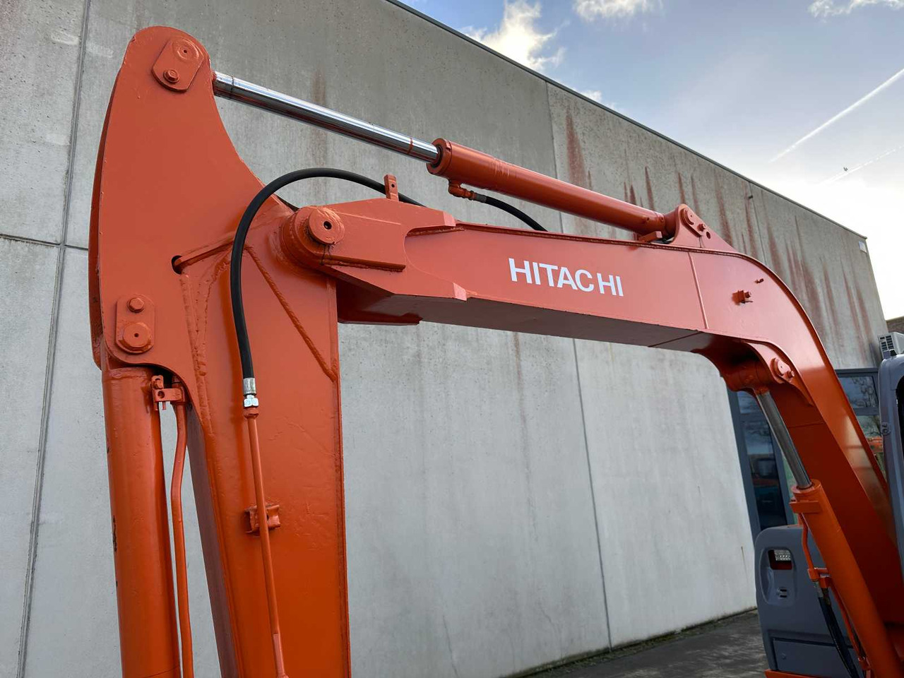 Гусеничный экскаватор Hitachi ZX70LC: фото 9