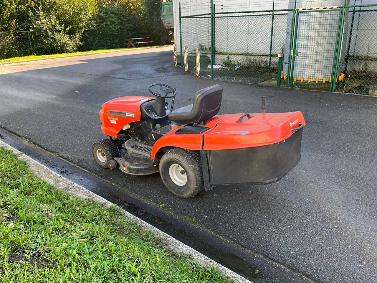 Husqvarna CTH 151T - Газонокосилка: фото 5 Husqvarna CTH 151T - Газонокосилка: фото 5
