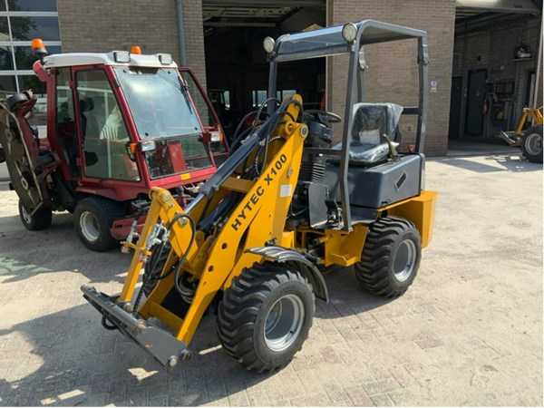 Hytec X100 - Колёсный погрузчик: фото 1 Hytec X100 - Колёсный погрузчик: фото 1