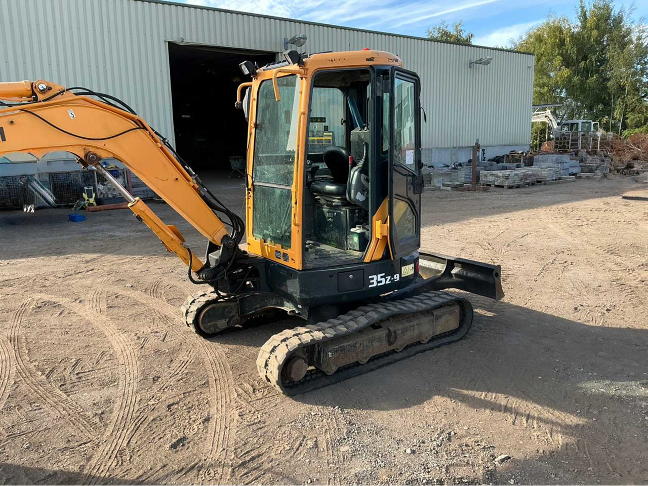 Hyundai 35Z-9 - Мини-экскаватор: фото 2 Hyundai 35Z-9 - Мини-экскаватор: фото 2