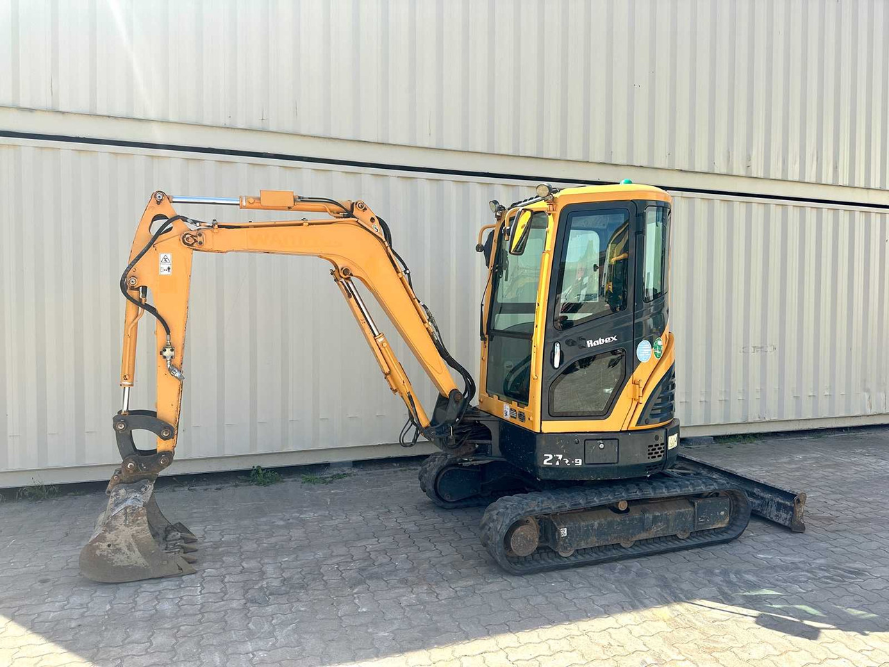 Hyundai Robex27Z-9 - Мини-экскаватор: фото 2 Hyundai Robex27Z-9 - Мини-экскаватор: фото 2