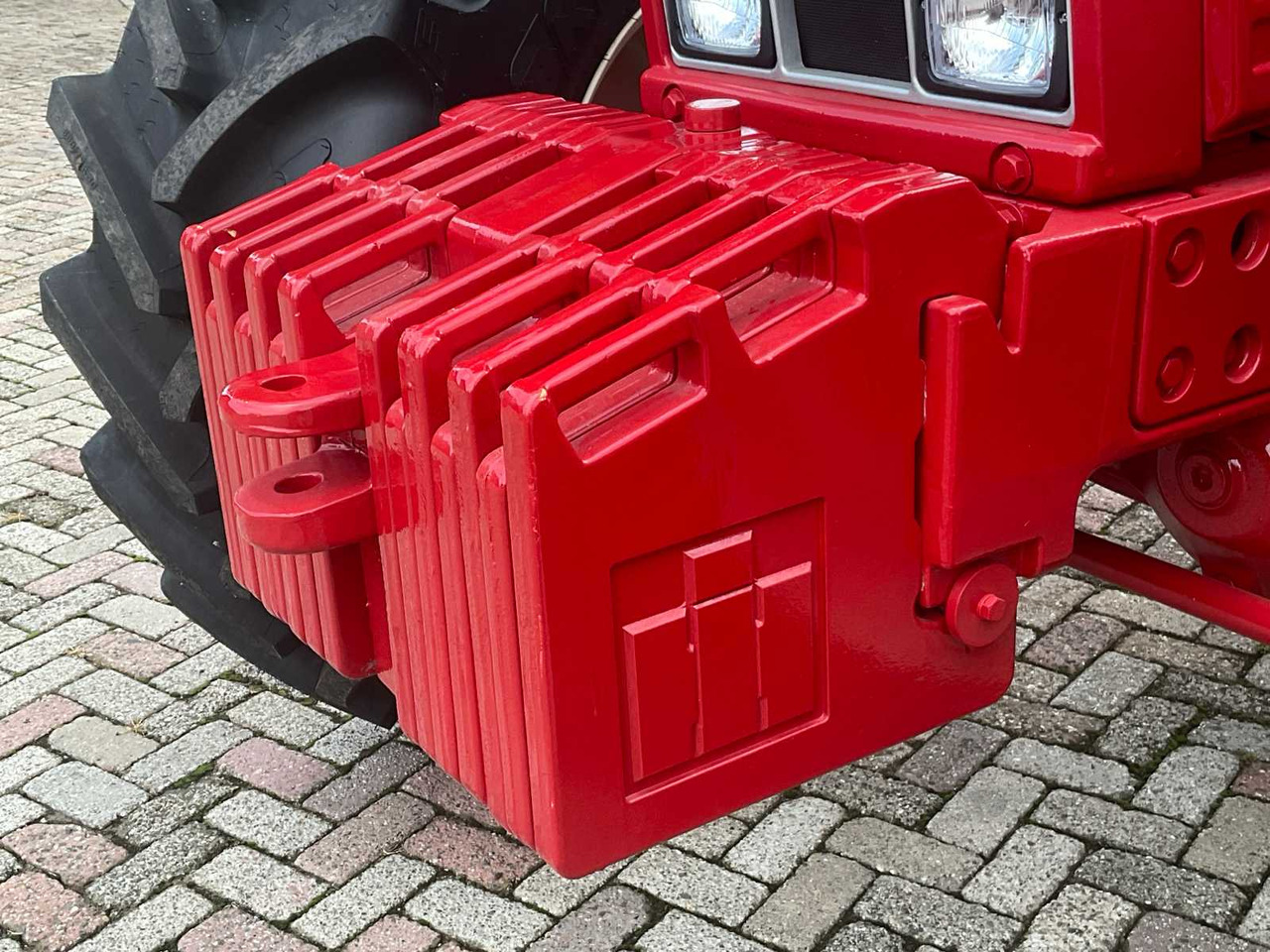 Трактор International 1455 XL: фото 38