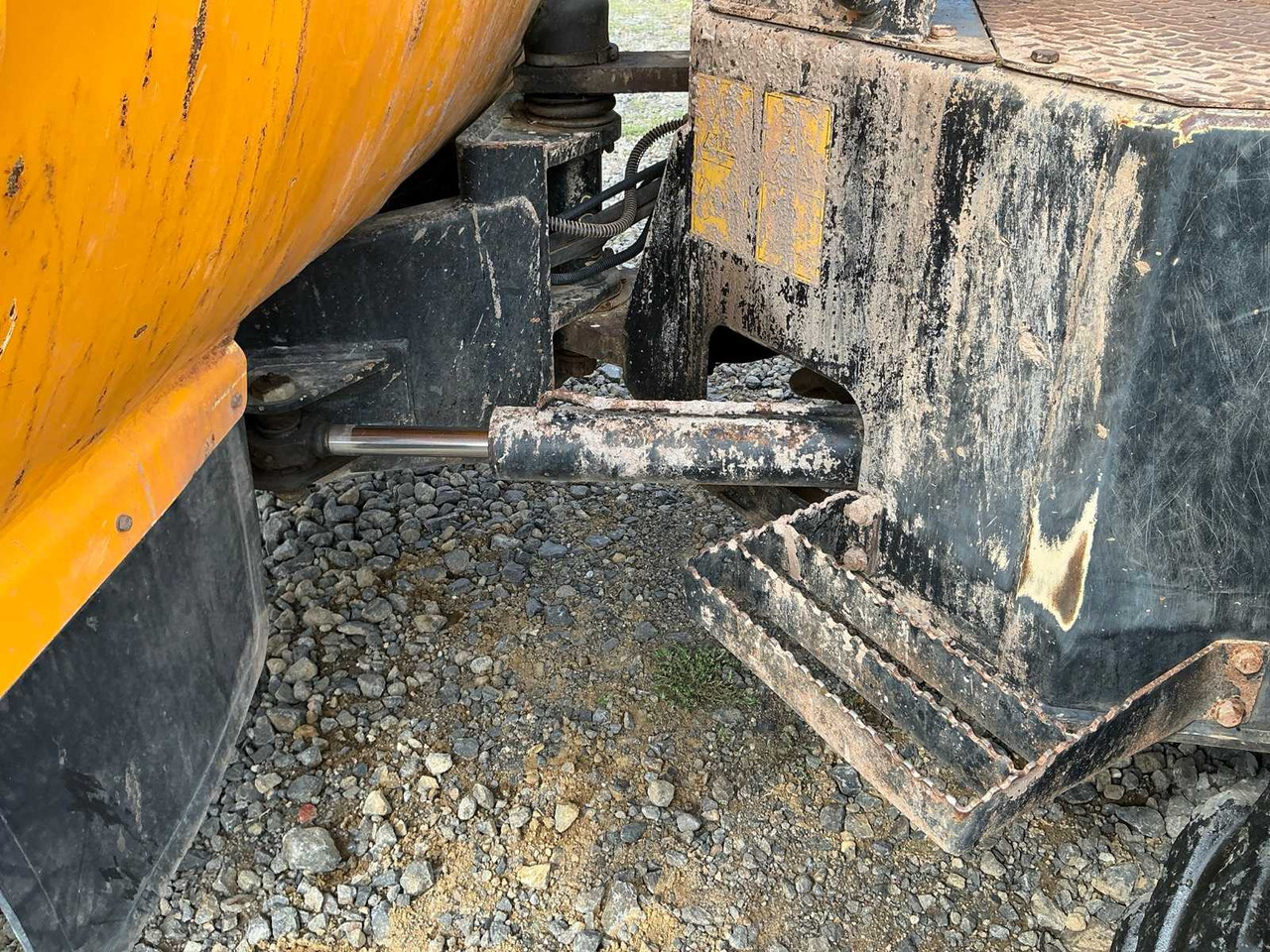 Мини-самосвал JCB - 3T FT - DUMPER TRUCK - 2019: фото 8 Мини-самосвал JCB - 3T FT - DUMPER TRUCK - 2019: фото 8