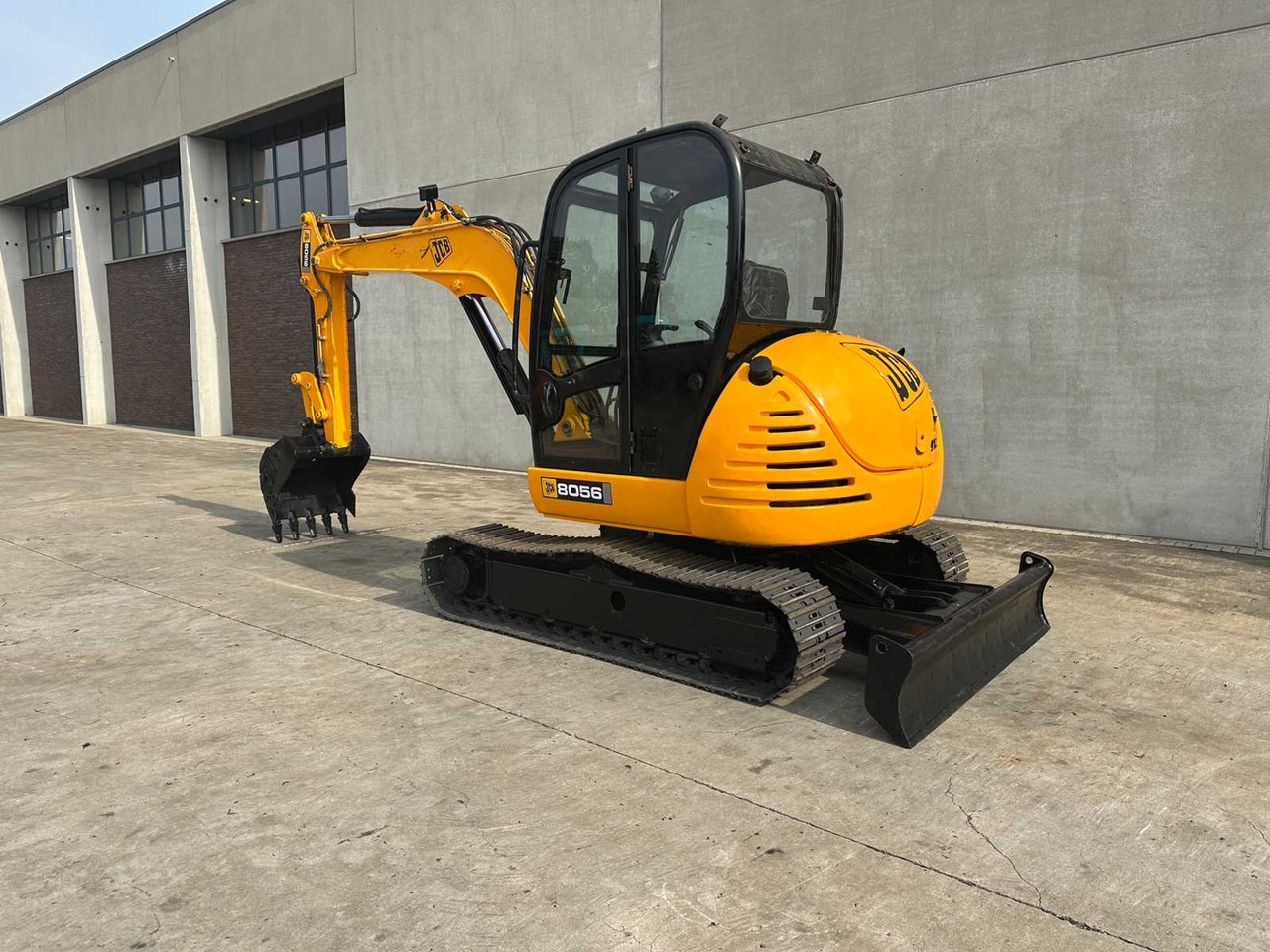 JCB 8056 - Гусеничный экскаватор: фото 5 JCB 8056 - Гусеничный экскаватор: фото 5