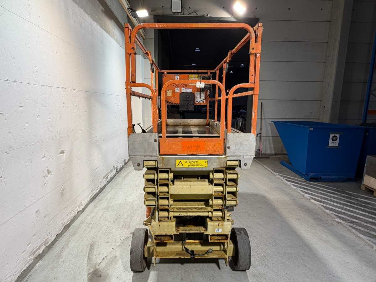 JLG - 2011 - 3246ES - AERIAL PLATFORM - Подъёмник: фото 4 JLG - 2011 - 3246ES - AERIAL PLATFORM - Подъёмник: фото 4