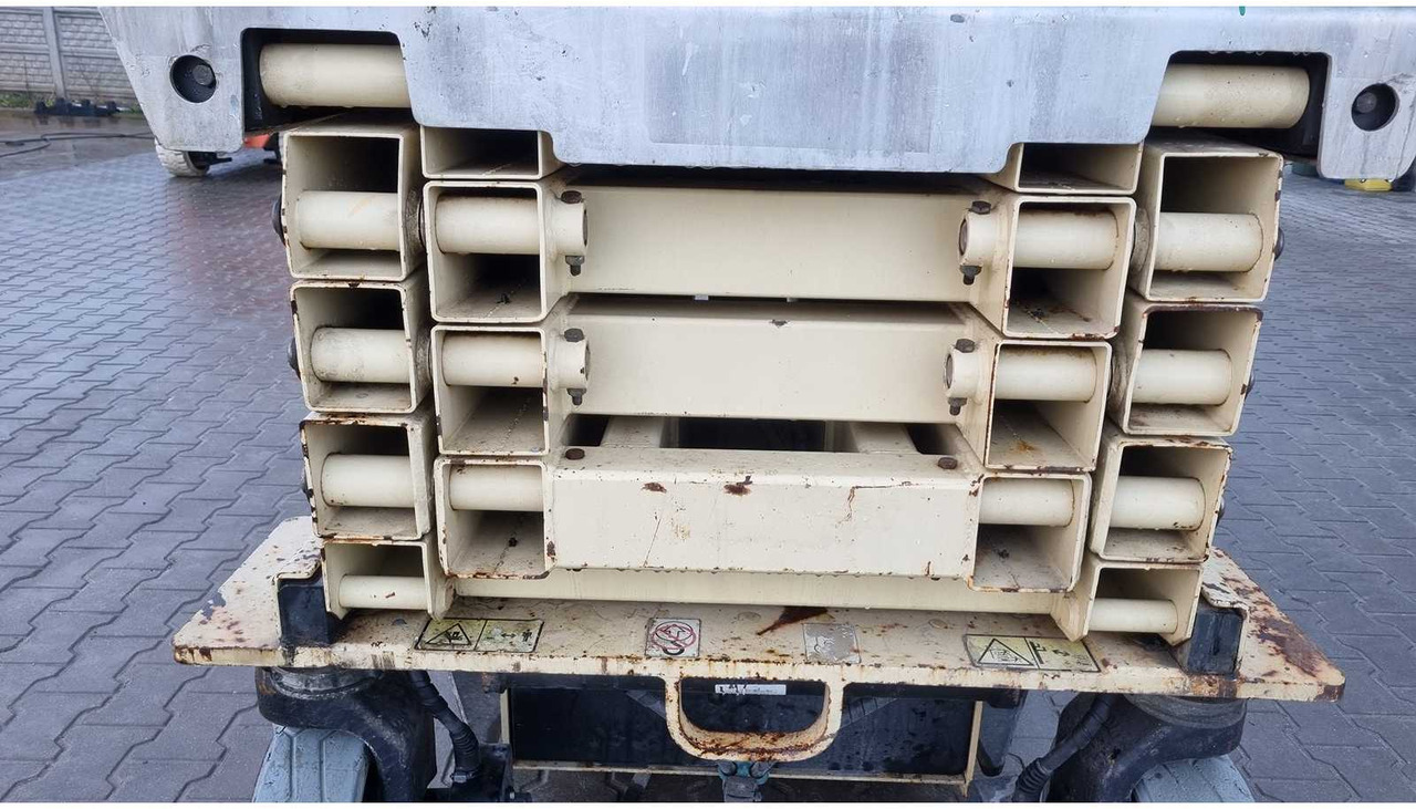 Подъёмник JLG - 3246ES - AERIAL WORK PLATFORMS - 2013 (ESN11813027): фото 8