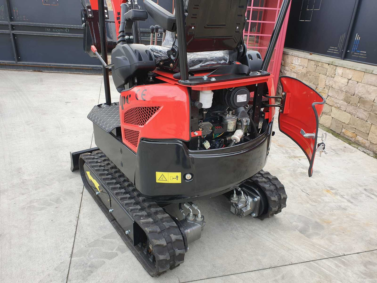 JPC - Мини-экскаватор: фото 3 JPC - Мини-экскаватор: фото 3