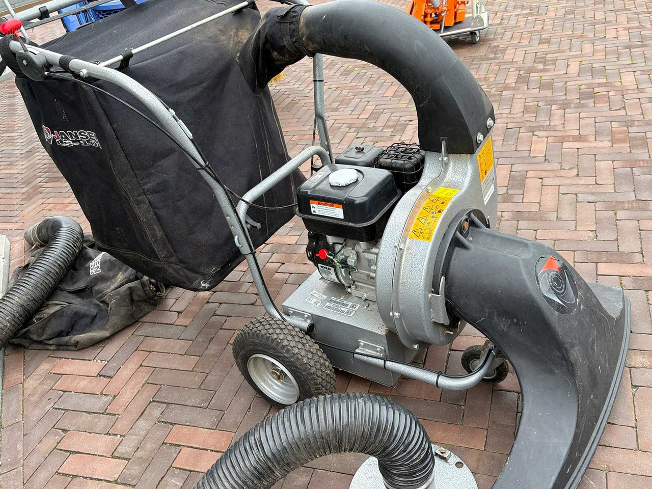 Jansen LS-100 Bladzuiger - Садовое оборудование: фото 4 Jansen LS-100 Bladzuiger - Садовое оборудование: фото 4