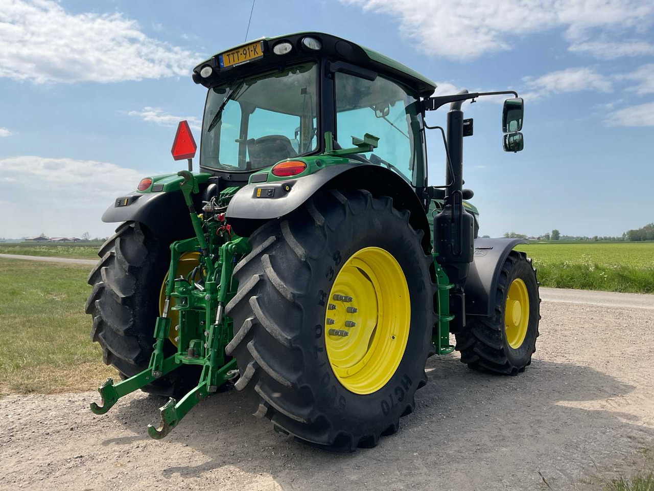 John Deere 6145R - Трактор: фото 5 John Deere 6145R - Трактор: фото 5