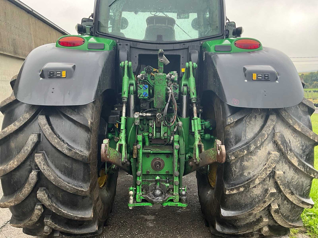 Трактор John Deere 6210r: фото 35