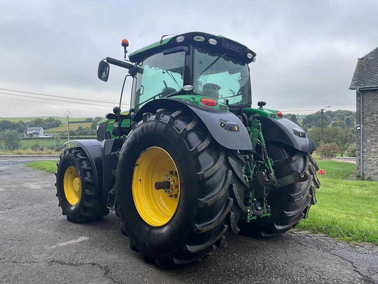 John Deere 6210r - Трактор: фото 3 John Deere 6210r - Трактор: фото 3