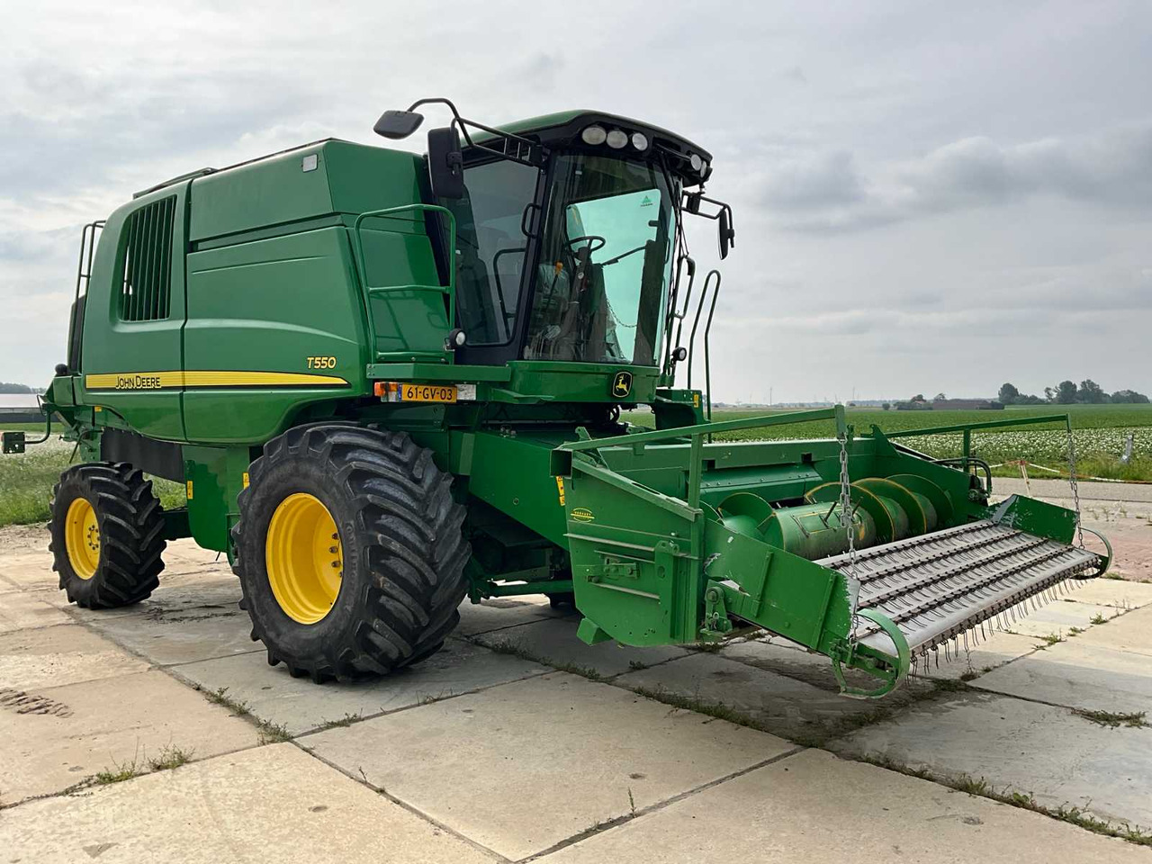 John deere T550 - Зерноуборочный комбайн: фото 4 John deere T550 - Зерноуборочный комбайн: фото 4