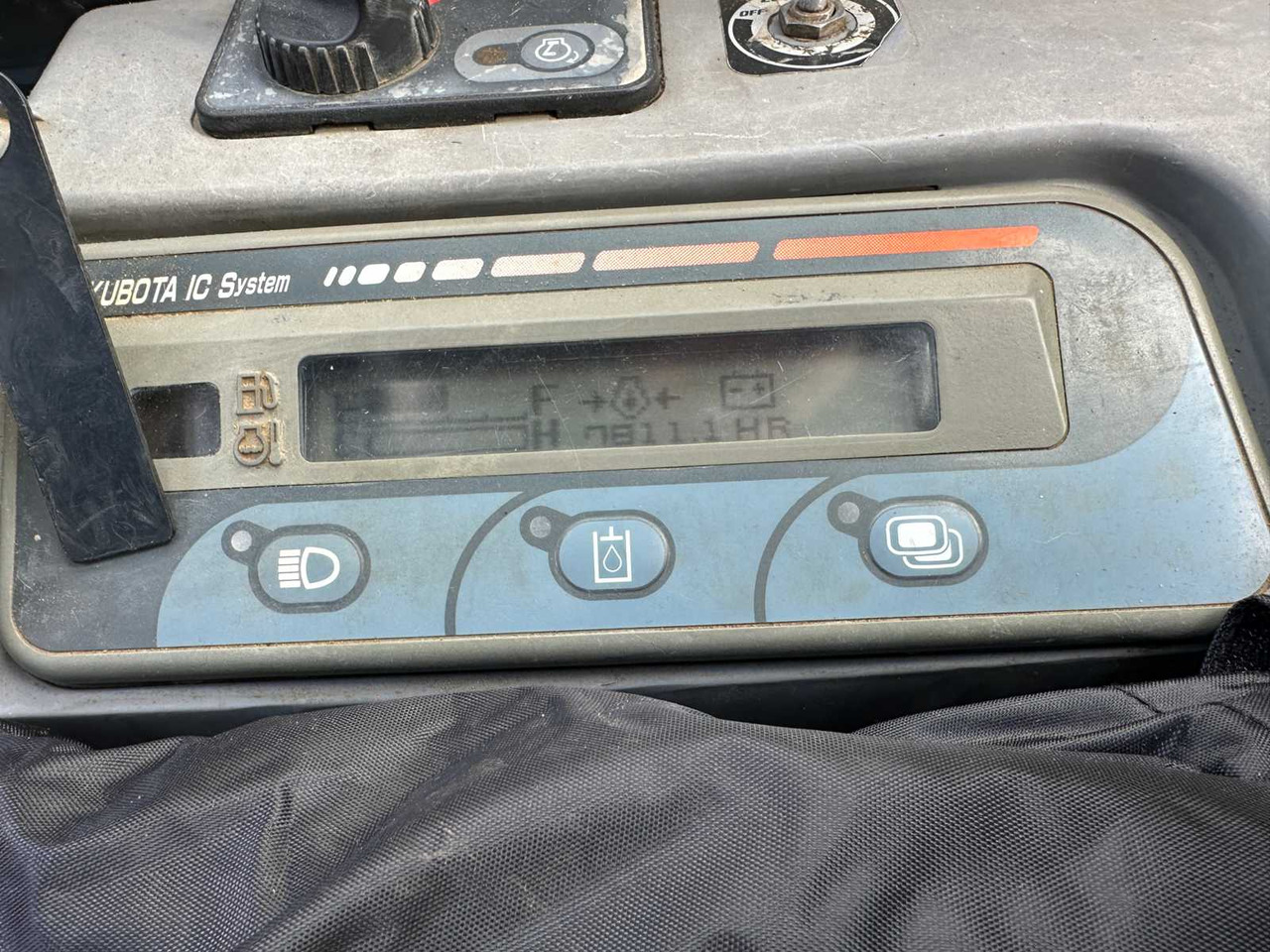 Экскаватор KUBOTA - 2005 - U45 - 3 - MIDI EXCAVATOR: фото 35 Экскаватор KUBOTA - 2005 - U45 - 3 - MIDI EXCAVATOR: фото 35