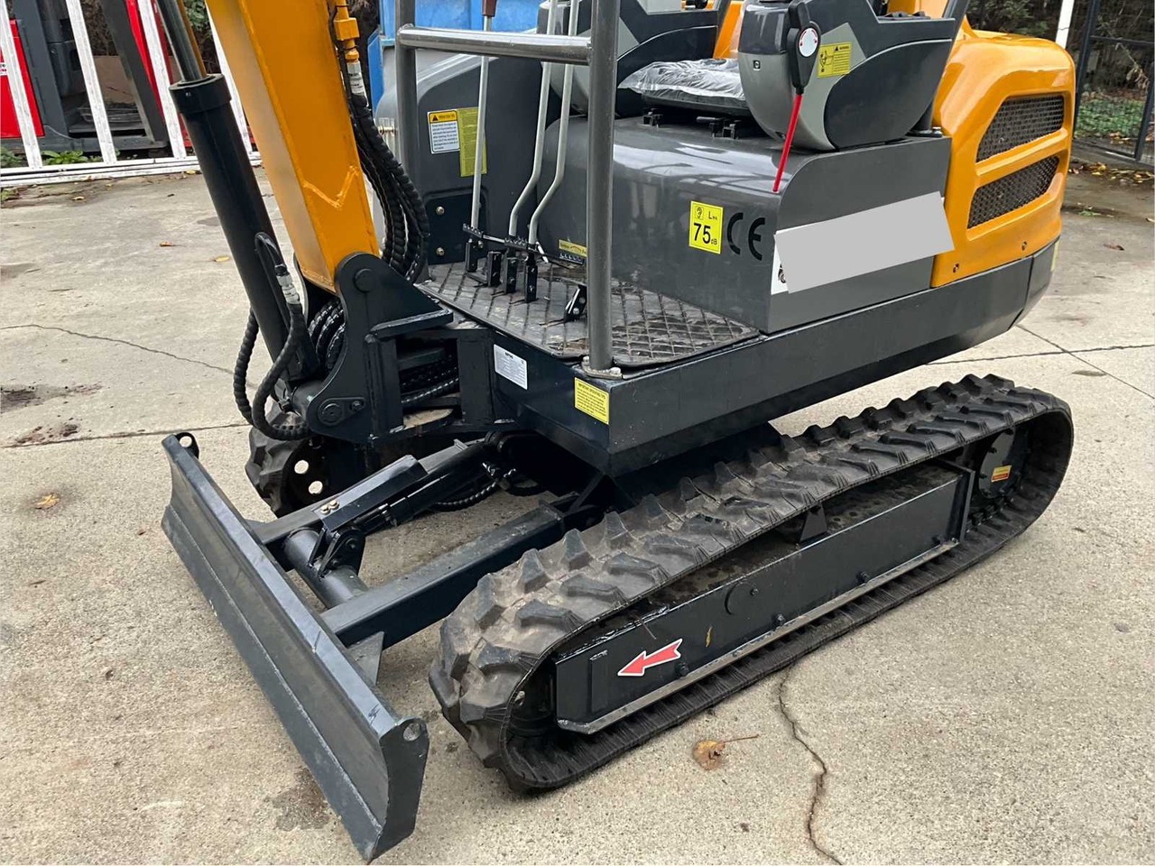 Katco K35 Pro + - Мини-экскаватор: фото 5 Katco K35 Pro + - Мини-экскаватор: фото 5