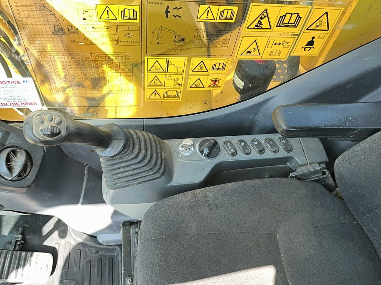 Гусеничный экскаватор Komatsu PC138 us-11: фото 15