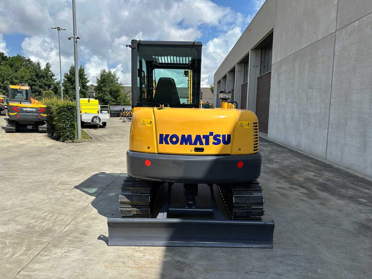 Komatsu PC56-7 - Гусеничный экскаватор: фото 5 Komatsu PC56-7 - Гусеничный экскаватор: фото 5