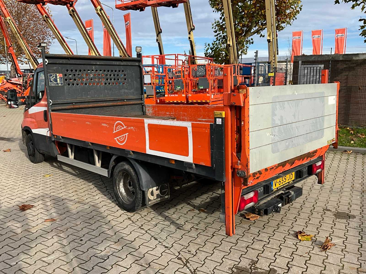 2017 IVECO DAILY 35-140 FLATBED TRUCK - Коммерческий автомобиль: фото 2 2017 IVECO DAILY 35-140 FLATBED TRUCK - Коммерческий автомобиль: фото 2