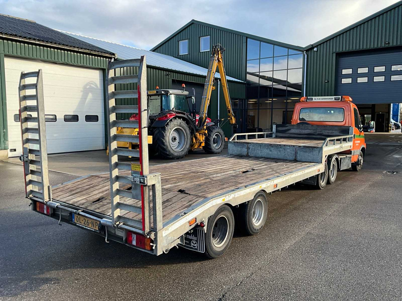 COMMERCIAL VEHICLE WITH TRAILER - Коммерческий автомобиль: фото 3 COMMERCIAL VEHICLE WITH TRAILER - Коммерческий автомобиль: фото 3