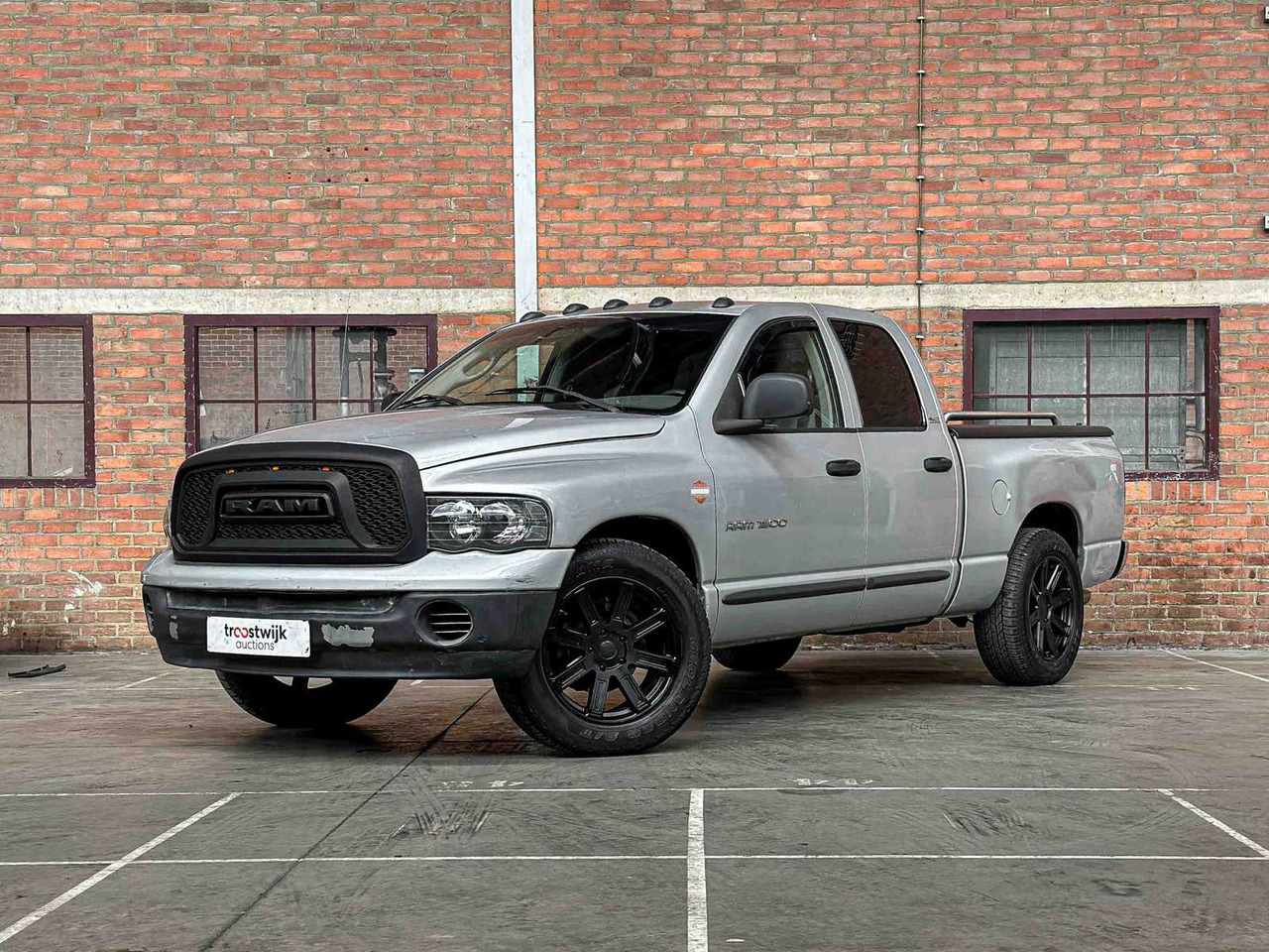 DODGE RAM 1500 4.7L V8 MAGNUM 243HP 2002, VSZ-46-Z - Коммерческий автомобиль: фото 1 DODGE RAM 1500 4.7L V8 MAGNUM 243HP 2002, VSZ-46-Z - Коммерческий автомобиль: фото 1