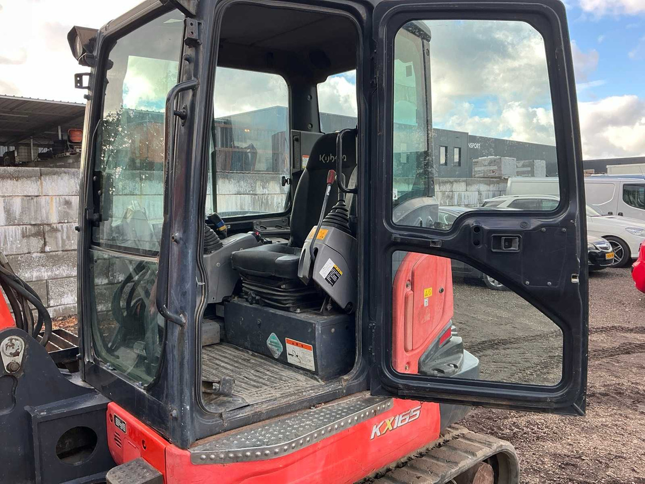 Гусеничный экскаватор Kubota KX 165-5: фото 21 Гусеничный экскаватор Kubota KX 165-5: фото 21