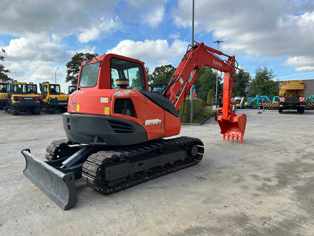 Kubota KX 185-3 - Гусеничный экскаватор: фото 4 Kubota KX 185-3 - Гусеничный экскаватор: фото 4