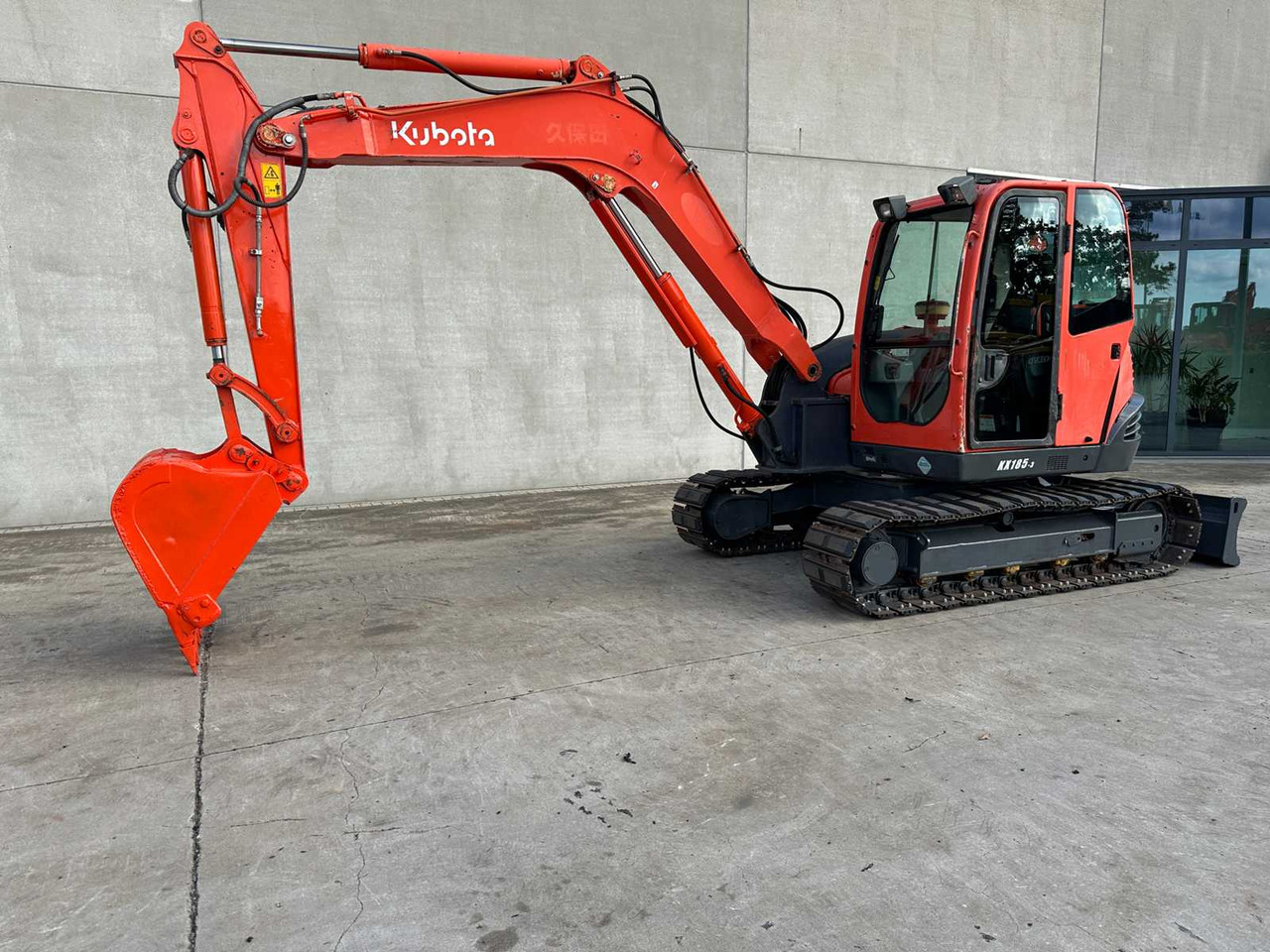 Kubota KX 185-3 - Гусеничный экскаватор: фото 1 Kubota KX 185-3 - Гусеничный экскаватор: фото 1