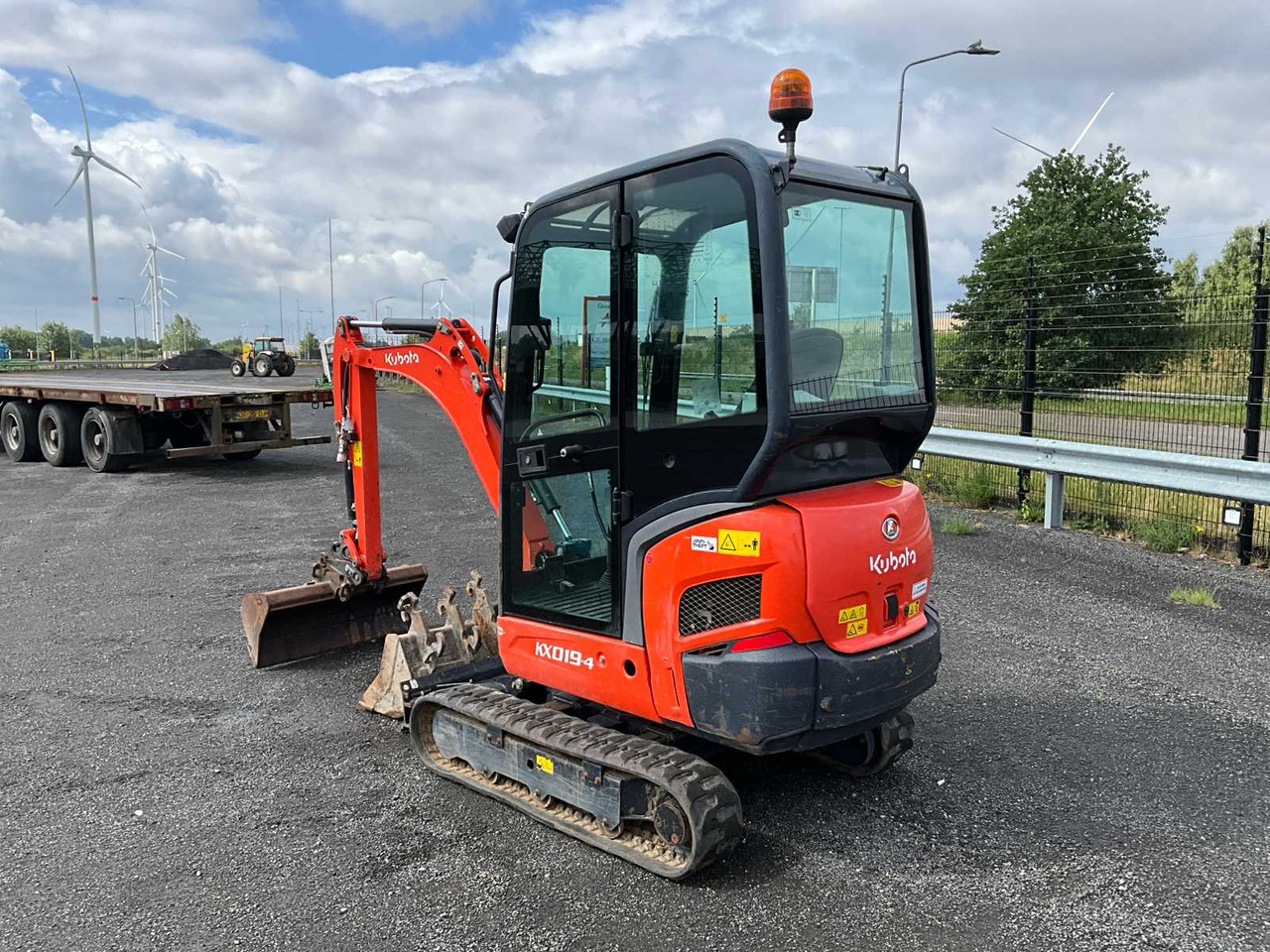 Kubota KX019-4 - Мини-экскаватор: фото 3 Kubota KX019-4 - Мини-экскаватор: фото 3