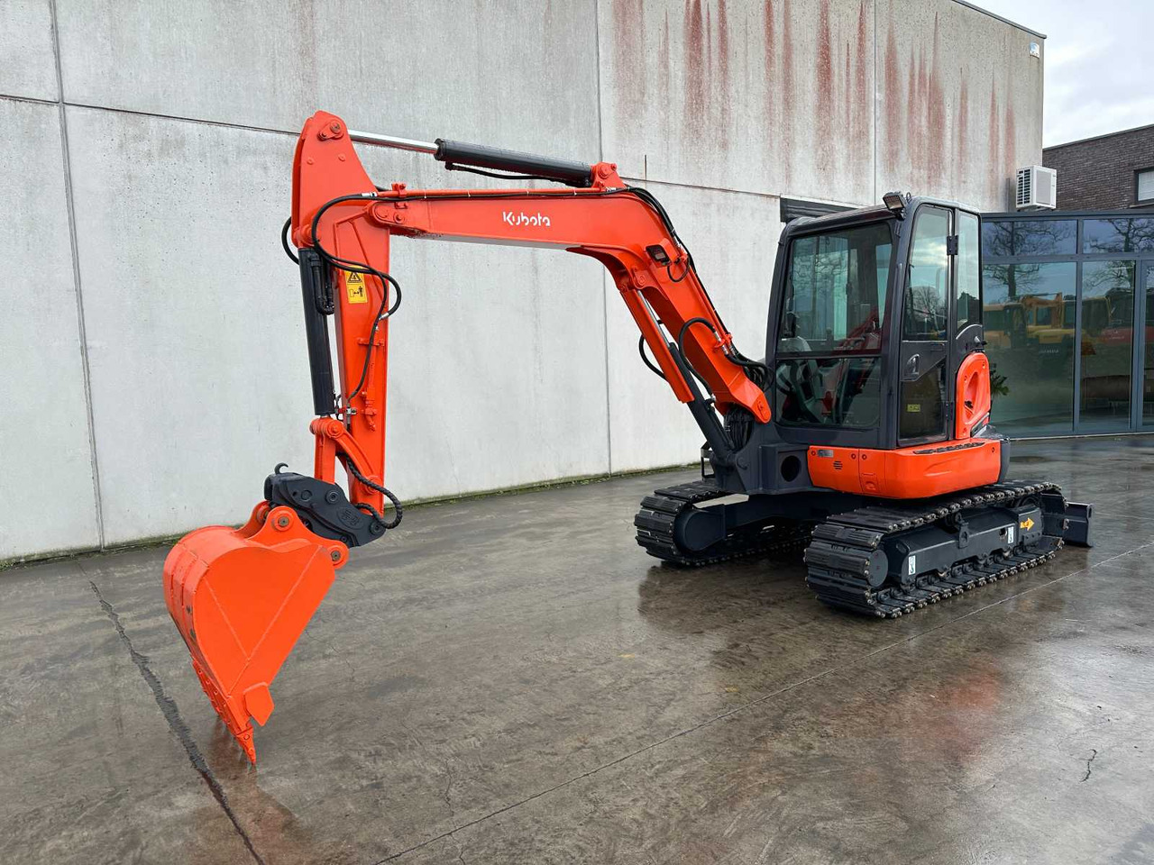Kubota KX155-5 - Гусеничный экскаватор: фото 1 Kubota KX155-5 - Гусеничный экскаватор: фото 1