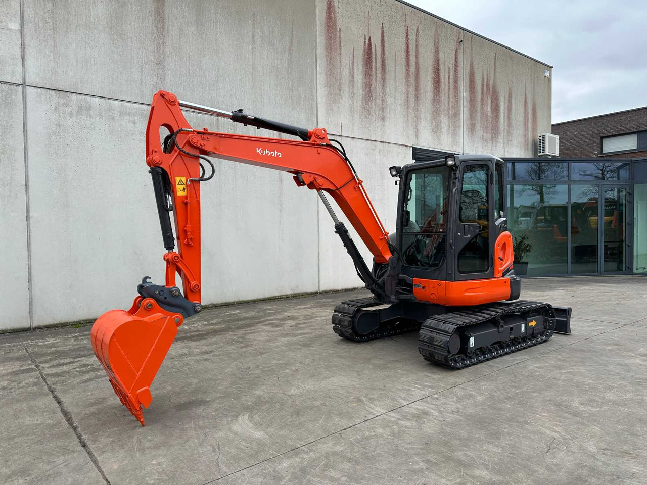 Kubota KX163-5 - Гусеничный экскаватор: фото 1 Kubota KX163-5 - Гусеничный экскаватор: фото 1