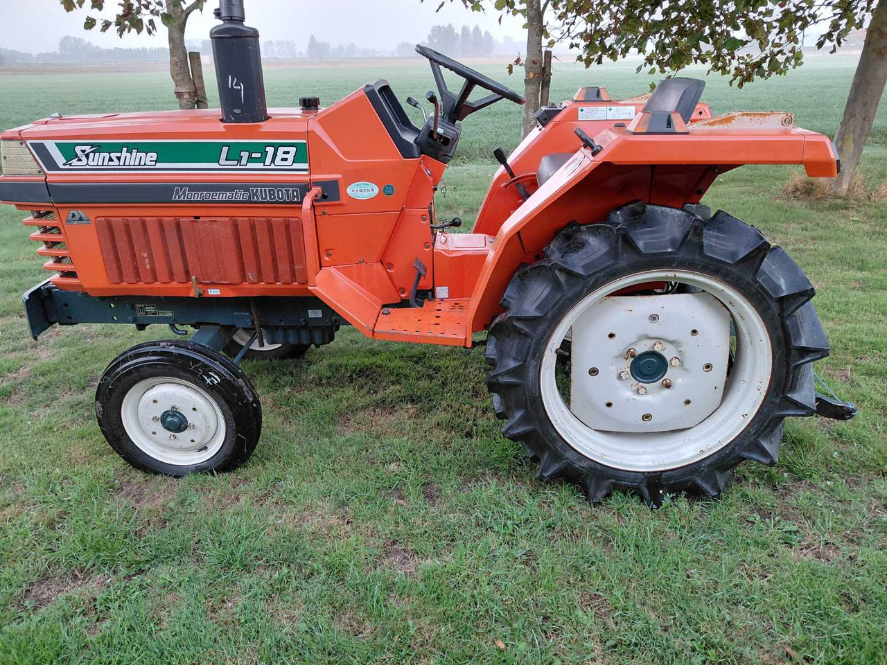Kubota L1-18 - Минитрактор: фото 5 Kubota L1-18 - Минитрактор: фото 5
