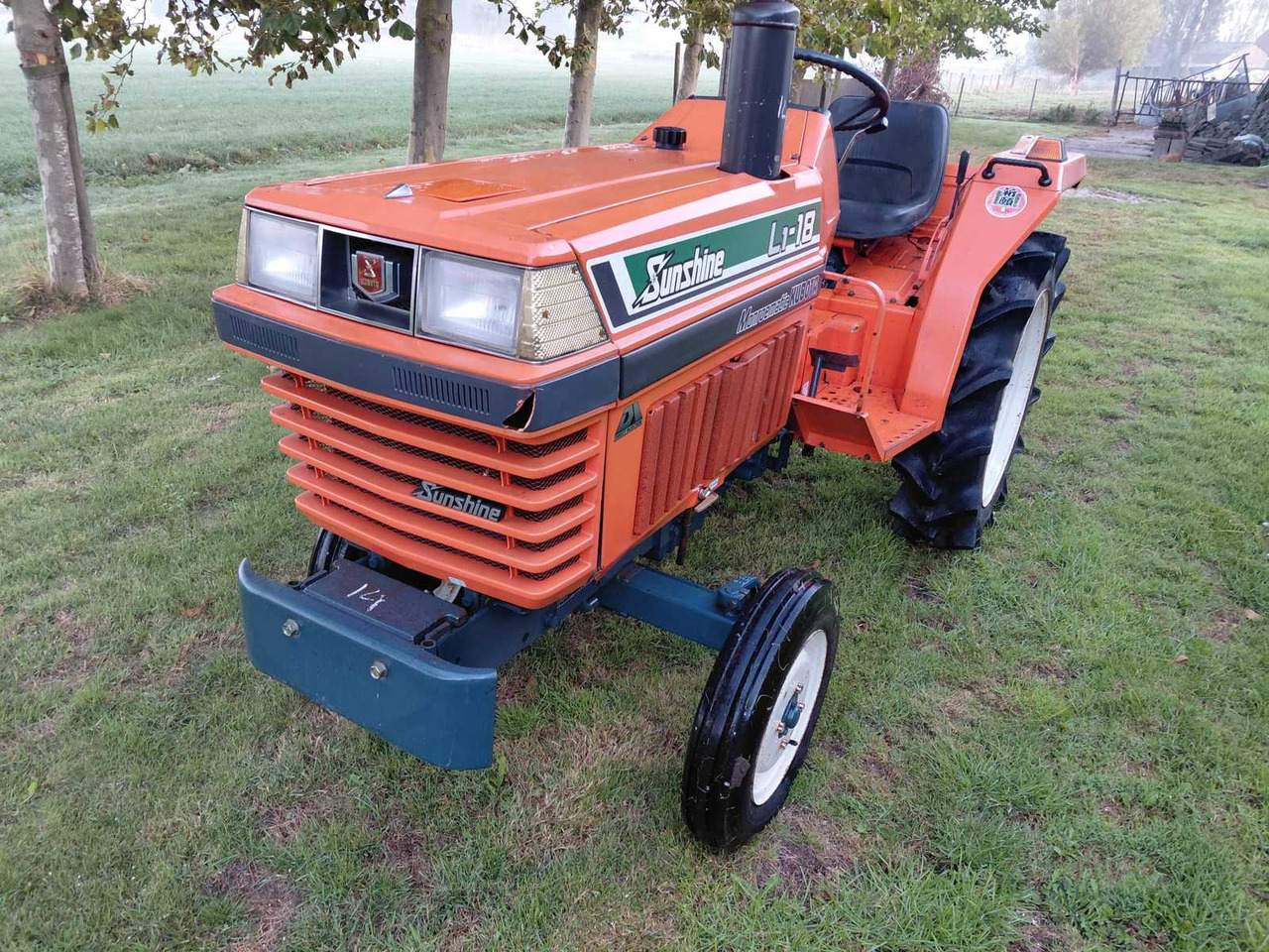 Kubota L1-18 - Минитрактор: фото 1 Kubota L1-18 - Минитрактор: фото 1
