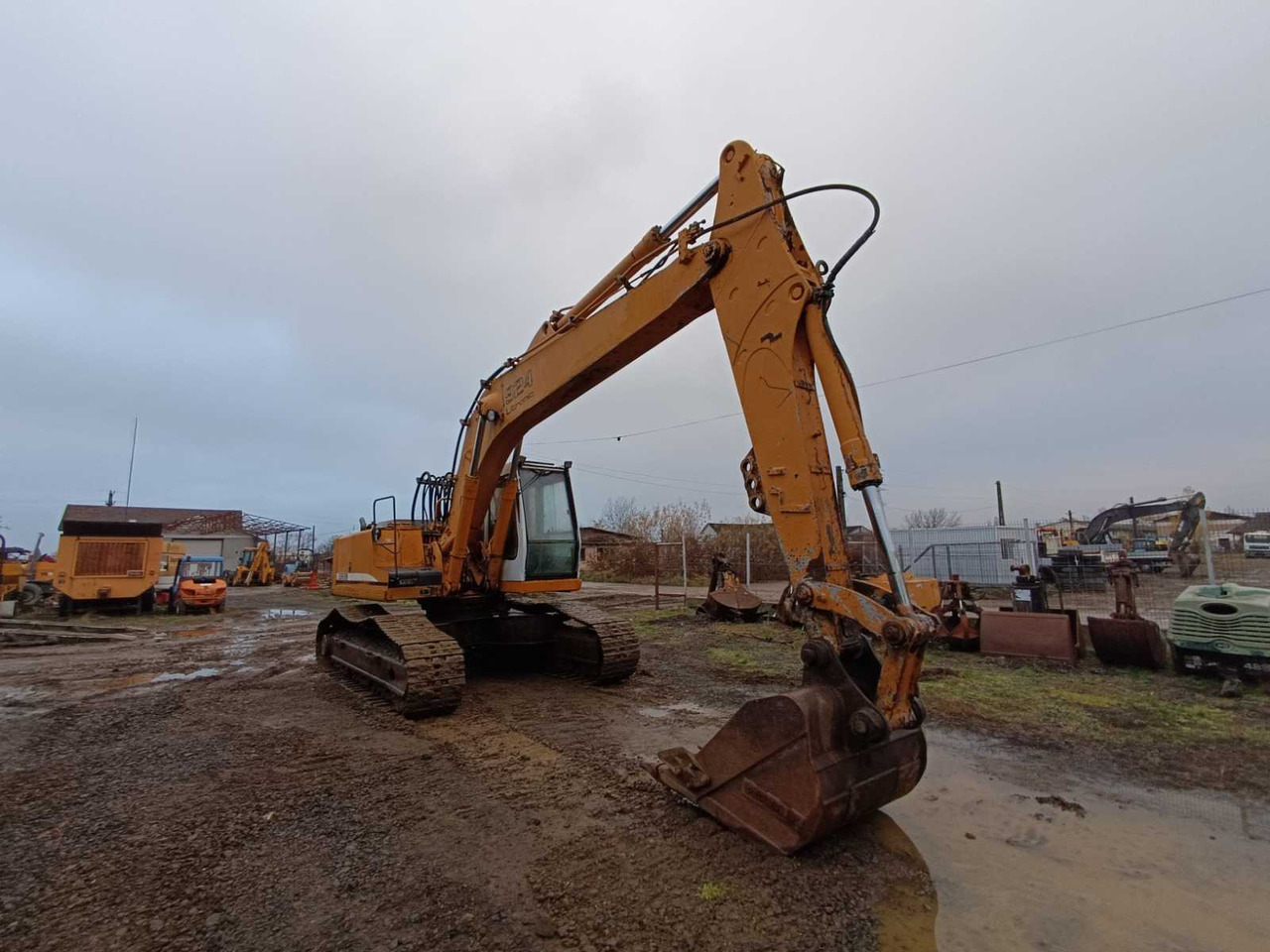 LIEBHERR - 2001 - R924 - TRACKED EXCAVATOR - Экскаватор: фото 5 LIEBHERR - 2001 - R924 - TRACKED EXCAVATOR - Экскаватор: фото 5