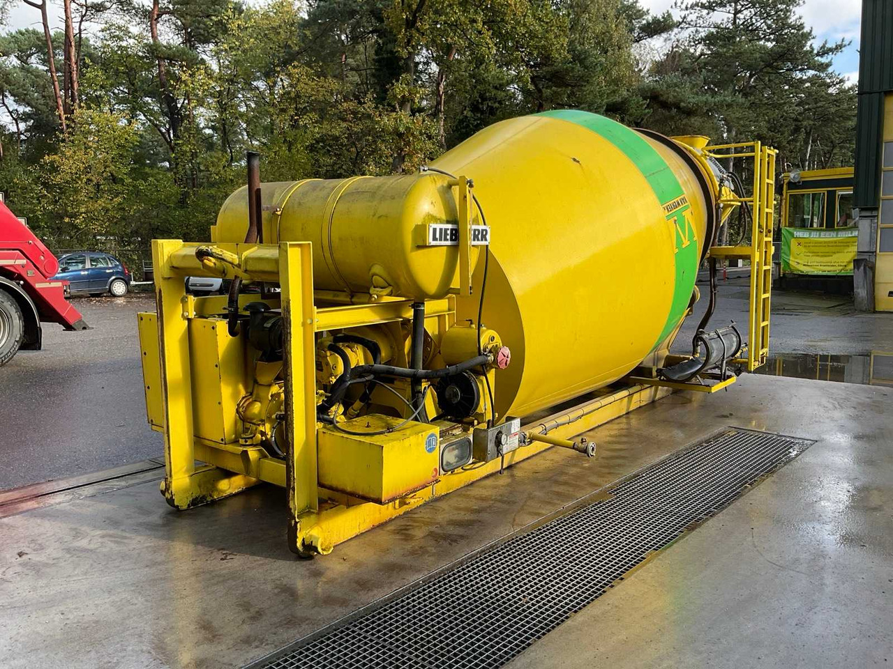 Liebherr  - Автобетоносмеситель: фото 1 Liebherr  - Автобетоносмеситель: фото 1