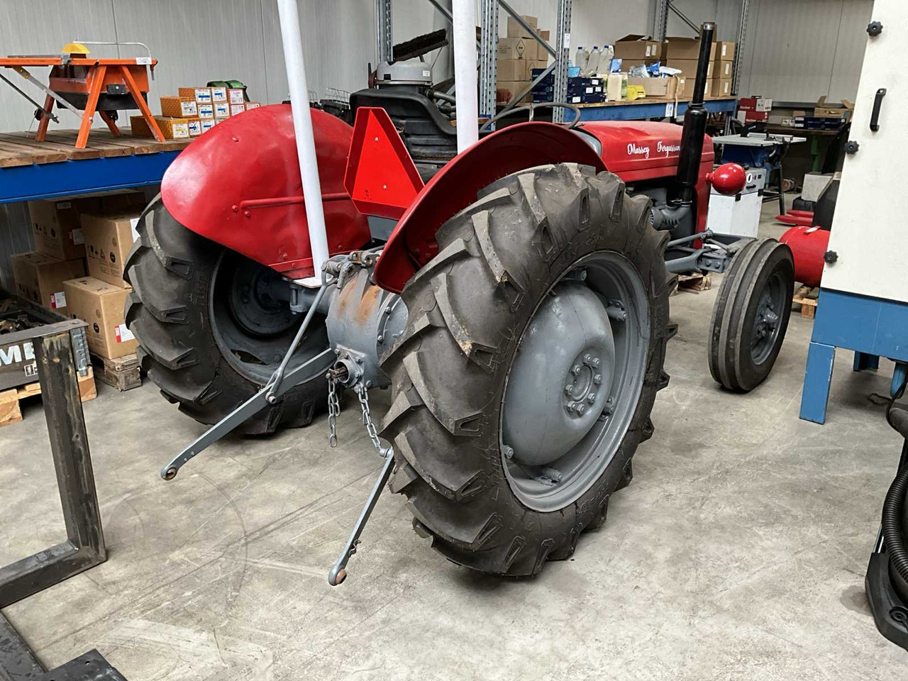 Massey Ferguson - Трактор: фото 3 Massey Ferguson - Трактор: фото 3