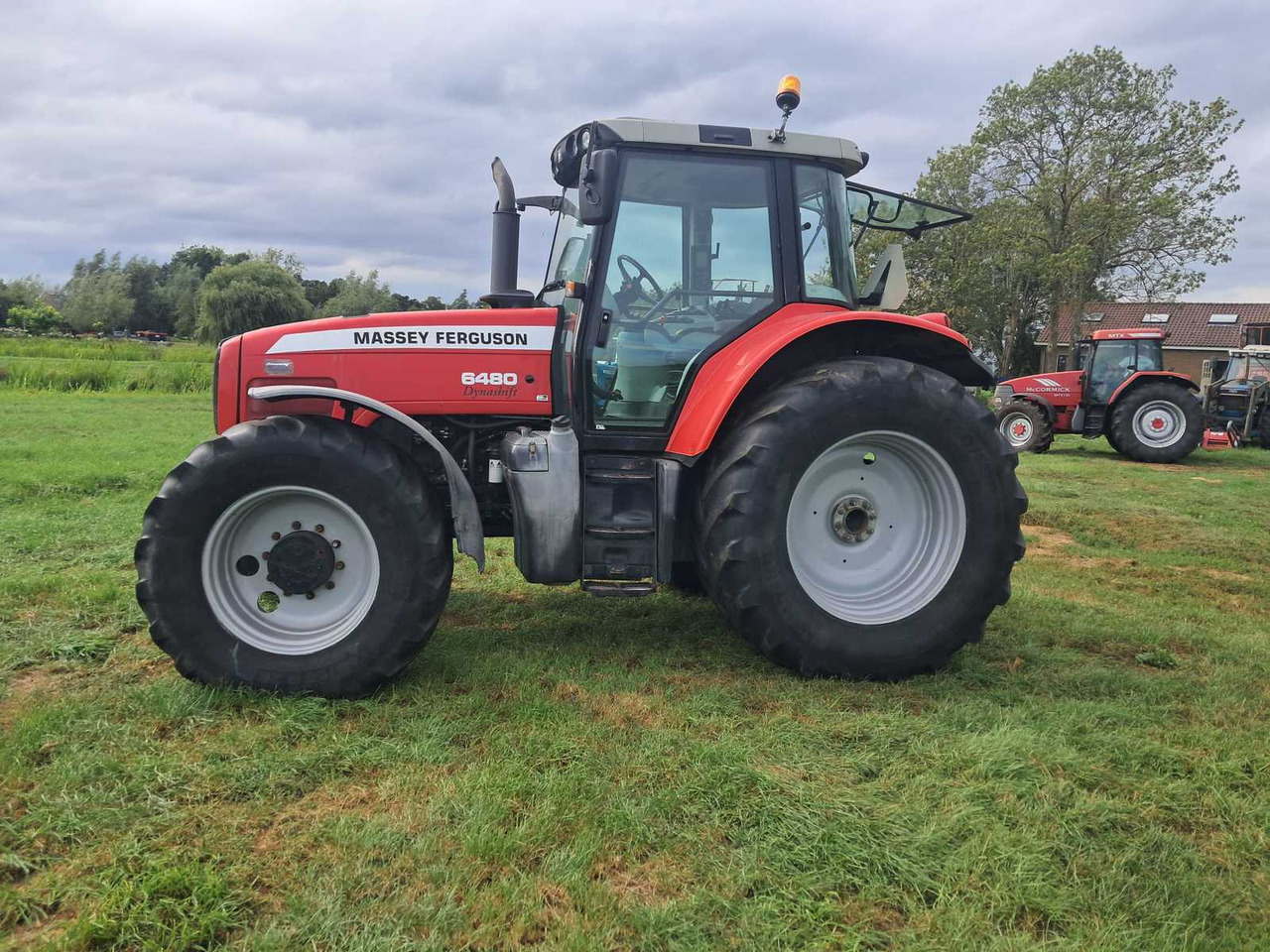 Massey ferguson 6480 - Трактор: фото 4 Massey ferguson 6480 - Трактор: фото 4