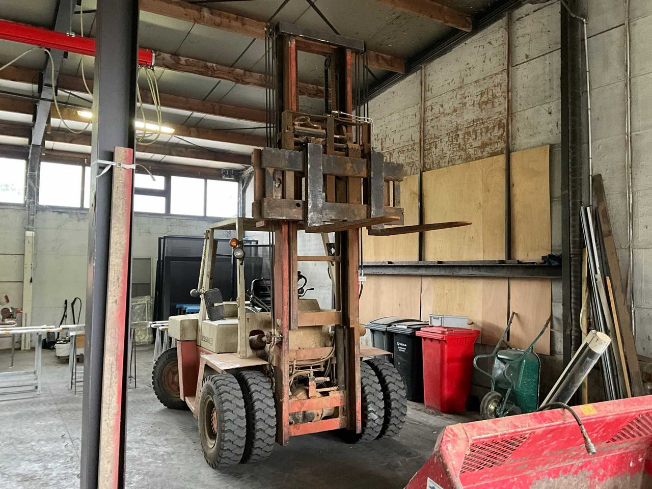 NISSAN DF05A50U FORKLIFT - Вилочный погрузчик: фото 2 NISSAN DF05A50U FORKLIFT - Вилочный погрузчик: фото 2