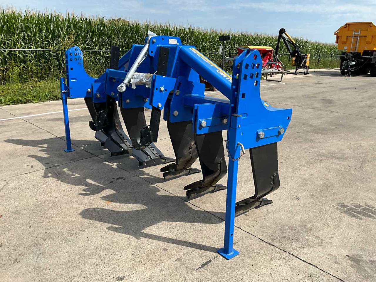 New Holland SU Paragrubber 300 - Глубокорыхлитель: фото 4 New Holland SU Paragrubber 300 - Глубокорыхлитель: фото 4