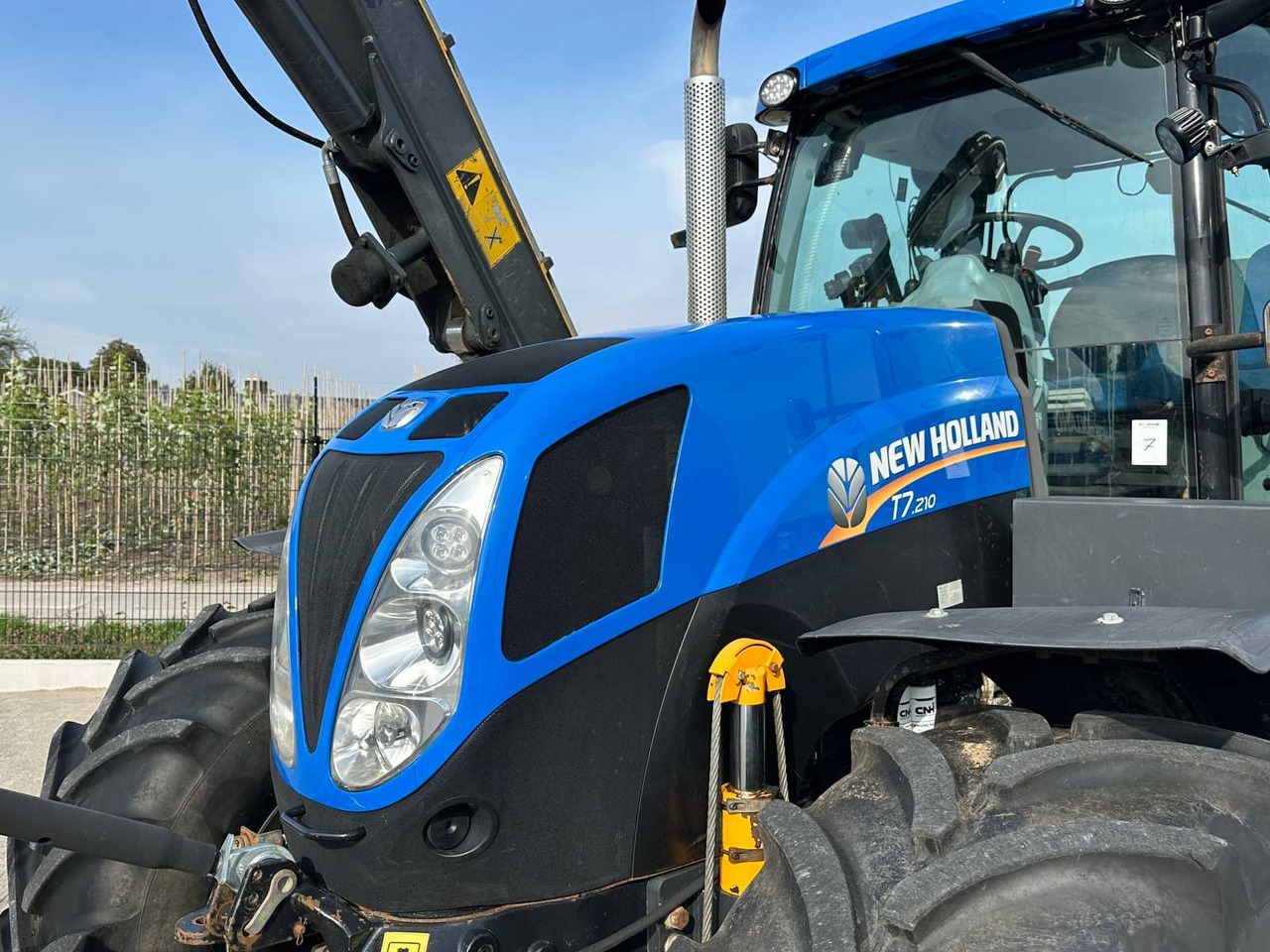 New Holland T7.210 - Трактор: фото 5 New Holland T7.210 - Трактор: фото 5