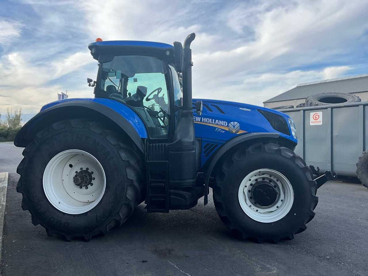 New Holland T7.315 - Трактор: фото 4 New Holland T7.315 - Трактор: фото 4