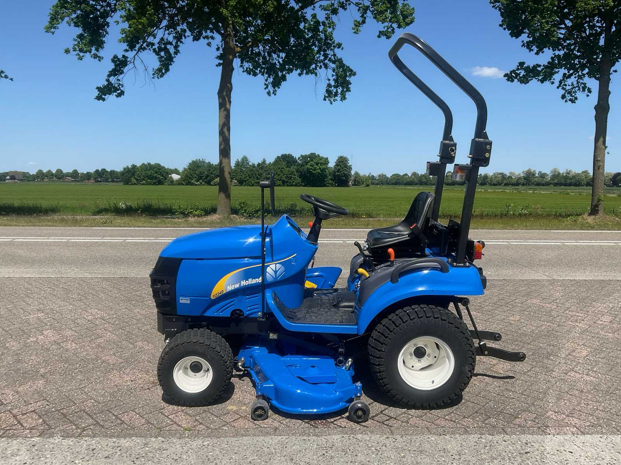 New holland TZ24D - Косилка-измельчитель/ Мульчер: фото 2 New holland TZ24D - Косилка-измельчитель/ Мульчер: фото 2
