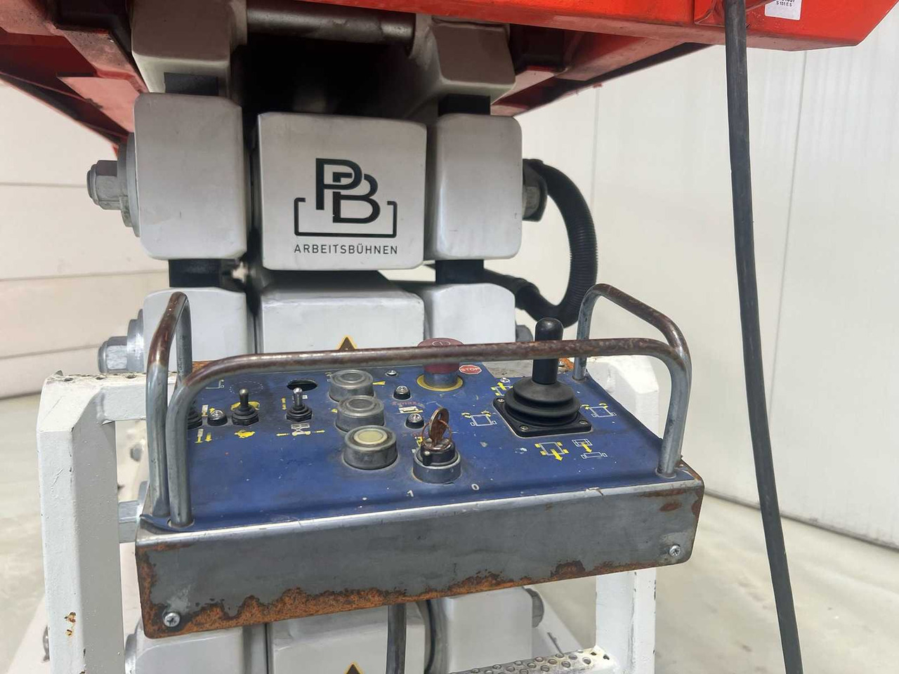 PB - S171-16 E - AERIAL PLATFORM BUILT IN 2015 WITH WORKING HEIGHT 17.3M - Подъёмник: фото 3 PB - S171-16 E - AERIAL PLATFORM BUILT IN 2015 WITH WORKING HEIGHT 17.3M - Подъёмник: фото 3