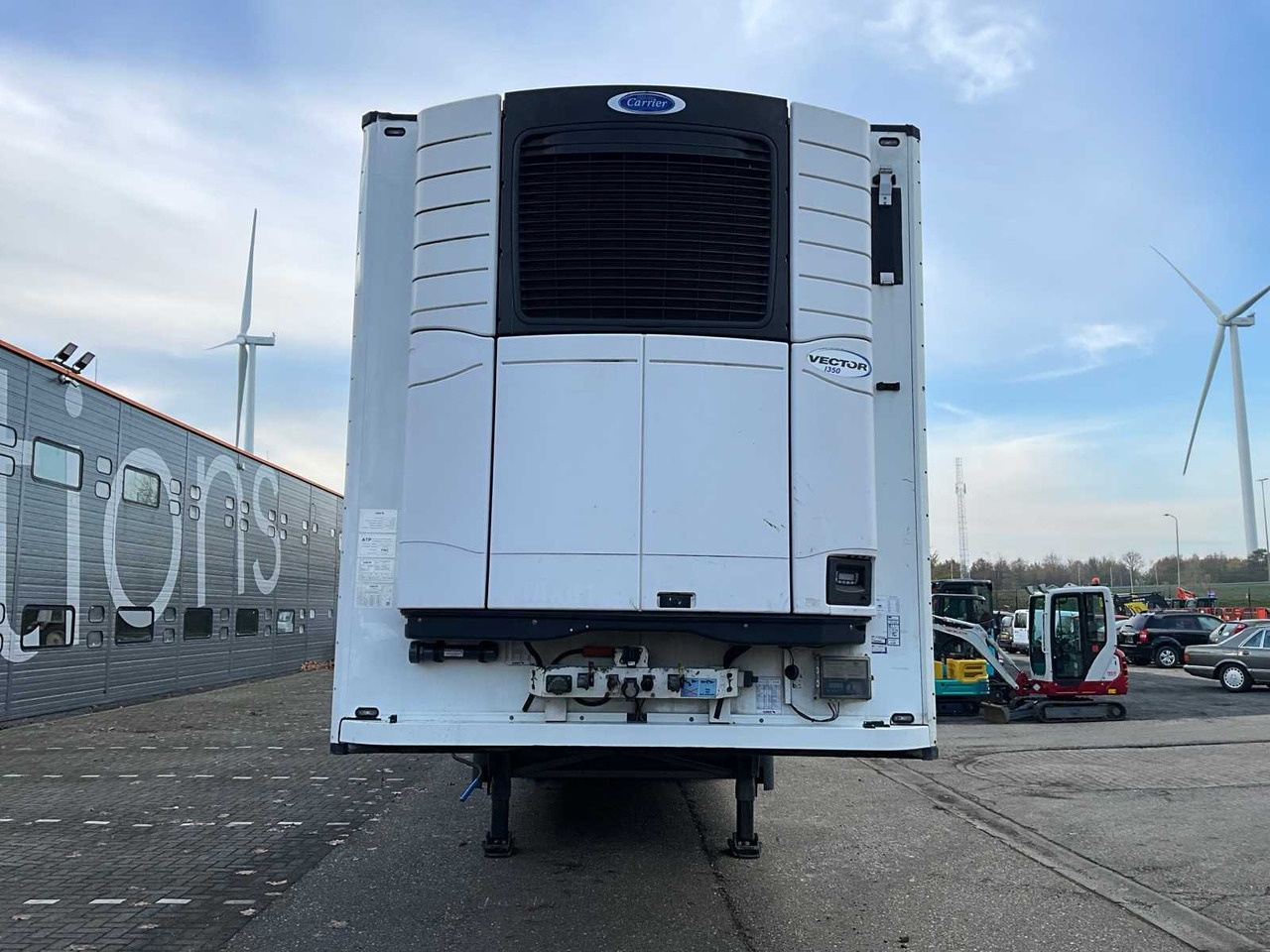 Полуприцеп 2017 SCHMITZ CARGOBULL SKO REFRIGERATED SEMI-TRAILER: фото 9 Полуприцеп 2017 SCHMITZ CARGOBULL SKO REFRIGERATED SEMI-TRAILER: фото 9