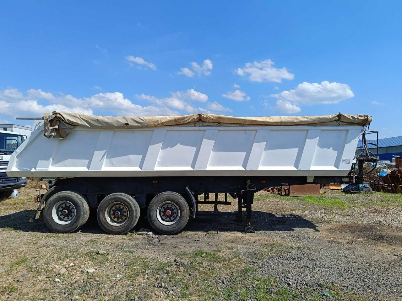 SCHMITZ GOTHA - SKI 24 / 7.2 - SEMI-TRAILER - 2003 - Полуприцеп: фото 4 SCHMITZ GOTHA - SKI 24 / 7.2 - SEMI-TRAILER - 2003 - Полуприцеп: фото 4