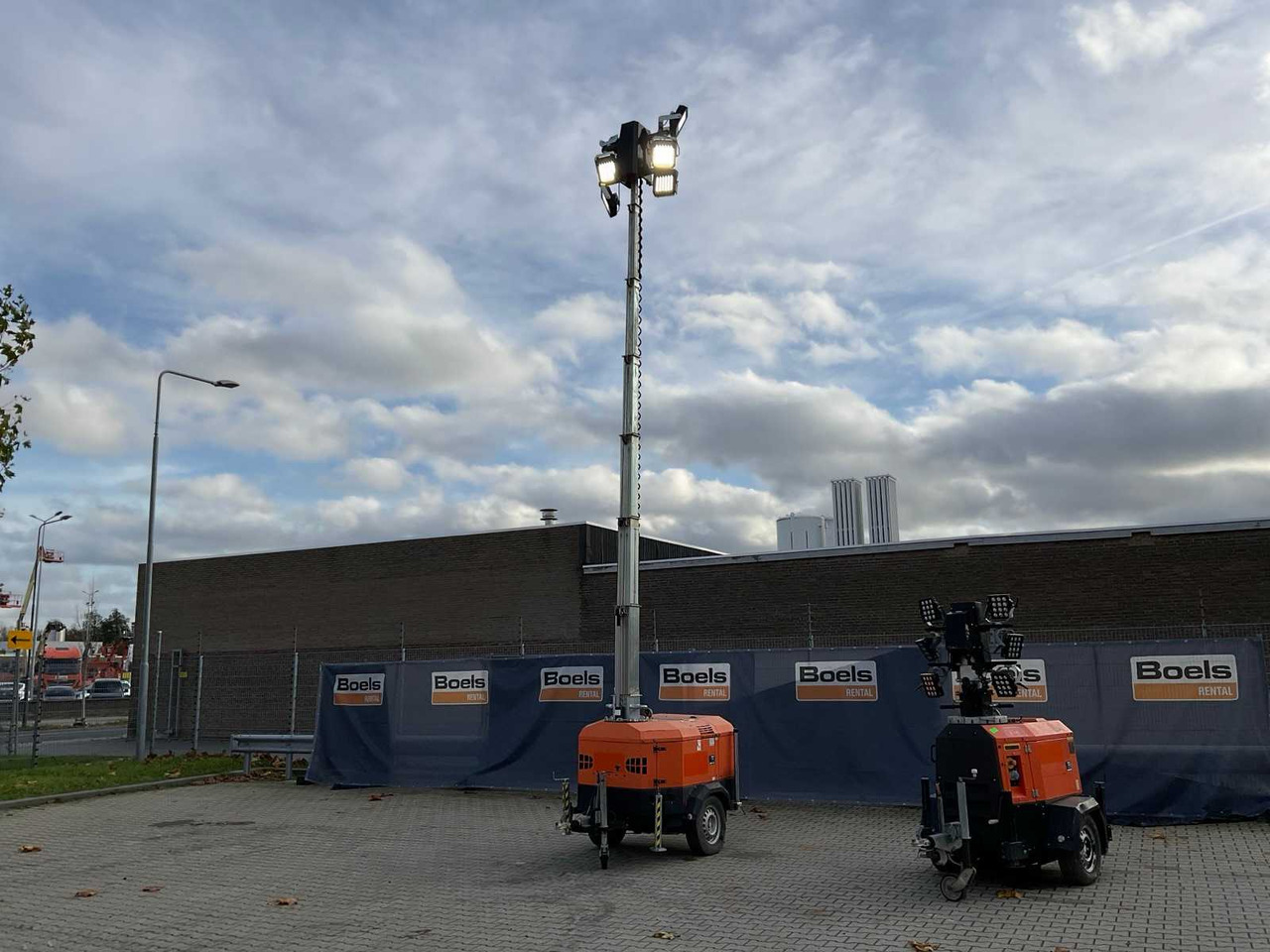 2016 TOWERLIGHT VB-9 LED LIGHT POLE GENERATOR TRAILER LED - Прицеп: фото 1 2016 TOWERLIGHT VB-9 LED LIGHT POLE GENERATOR TRAILER LED - Прицеп: фото 1