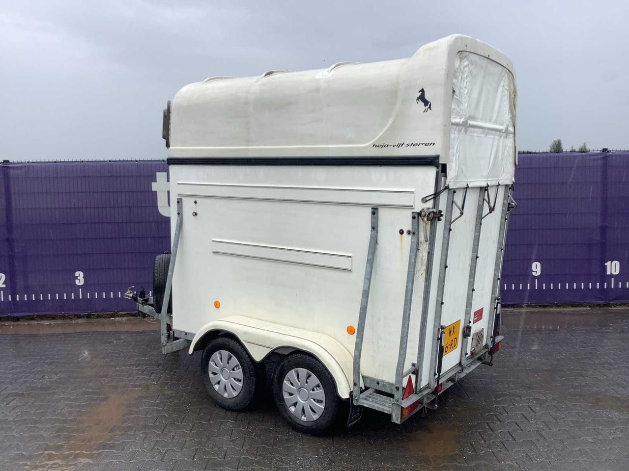 FIVE STARS - 2000 - HORSE TRAILER - Прицеп: фото 3 FIVE STARS - 2000 - HORSE TRAILER - Прицеп: фото 3