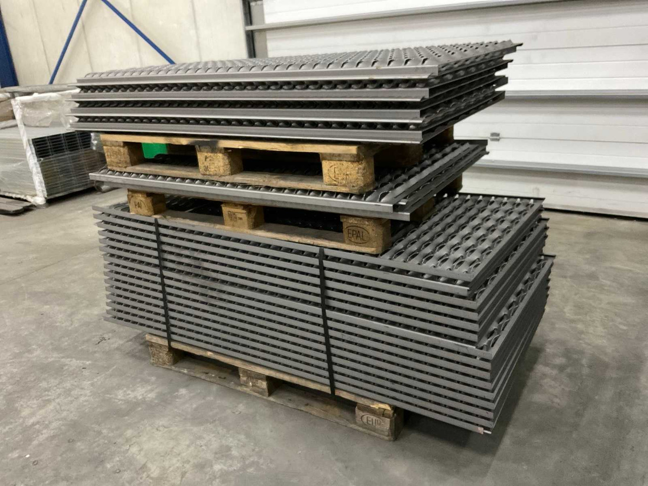 TRAILER RAMP (40X) - Прицеп: фото 1 TRAILER RAMP (40X) - Прицеп: фото 1