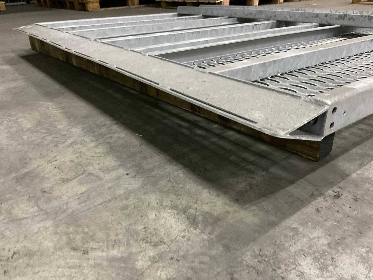 TRAILER RAMP - Прицеп: фото 4 TRAILER RAMP - Прицеп: фото 4