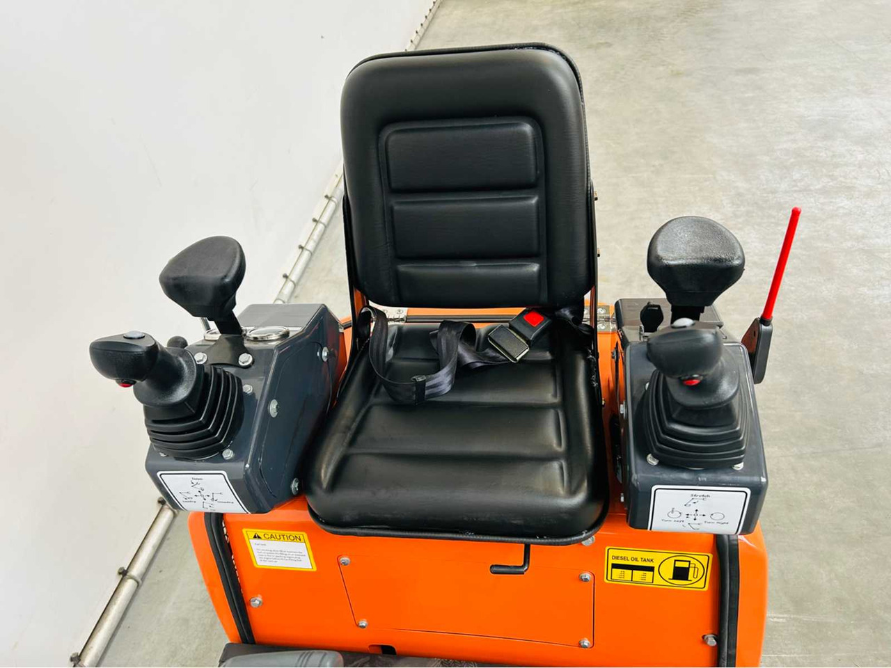 RTE - 2025 - CRE112 - MINI EXCAVATOR 1120KG - Мини-экскаватор: фото 5 RTE - 2025 - CRE112 - MINI EXCAVATOR 1120KG - Мини-экскаватор: фото 5