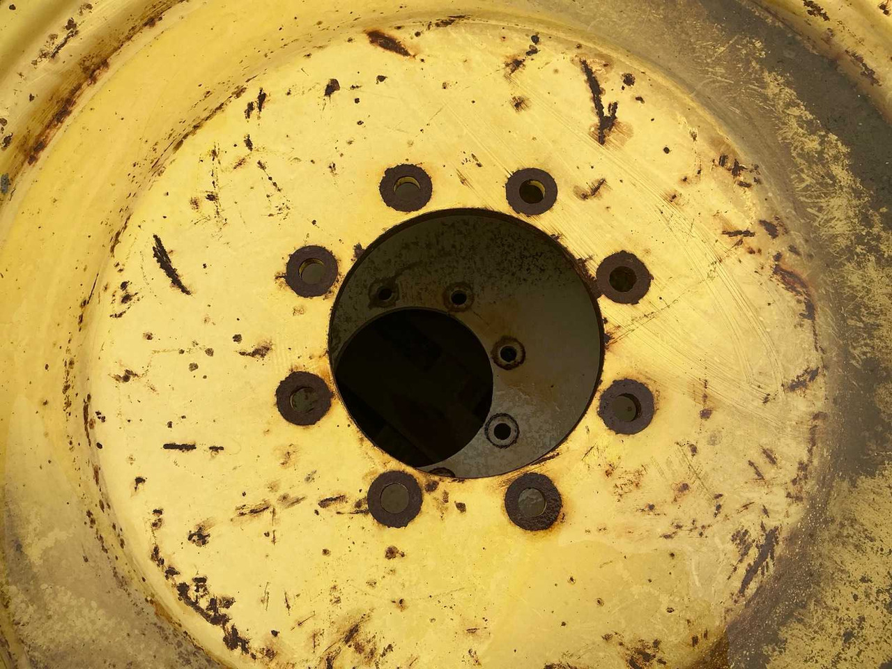 Rim 960 (38")x 300 - Шины и диски для Тракторов: фото 5 Rim 960 (38")x 300 - Шины и диски для Тракторов: фото 5