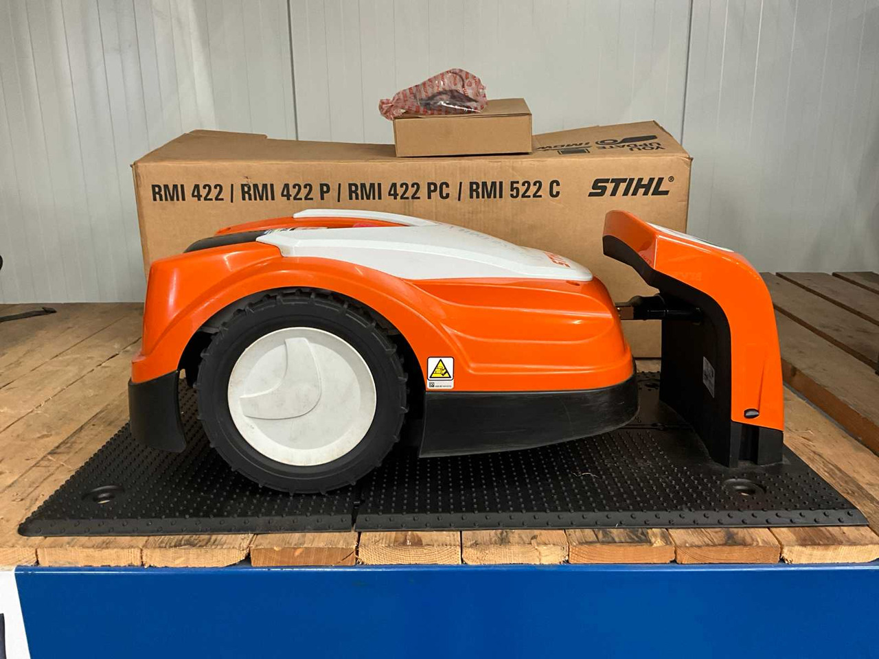 Stihl RMI422.2 - Газонокосилка: фото 2 Stihl RMI422.2 - Газонокосилка: фото 2